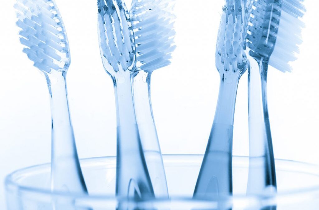 Scegliere lo spazzolino: tutto quello che devi sapere